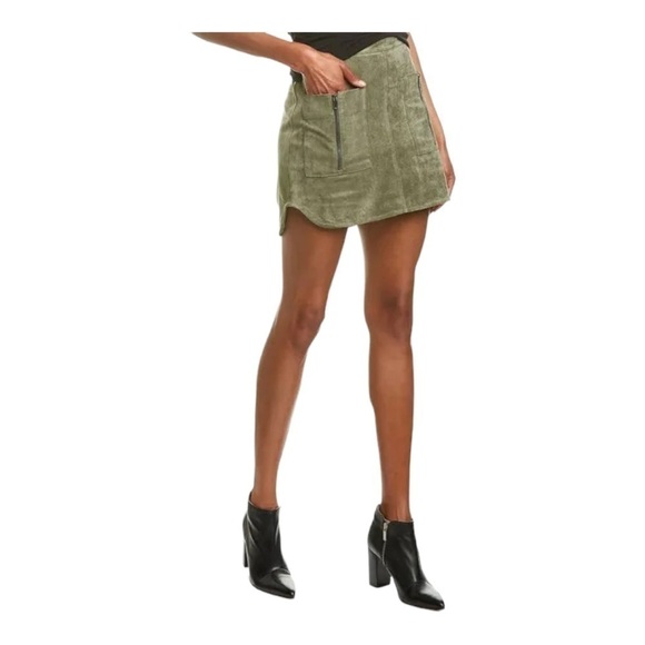 Bcbgmaxazria Faux Suede Mini Skirt dusty olive - Picture 1 of 15